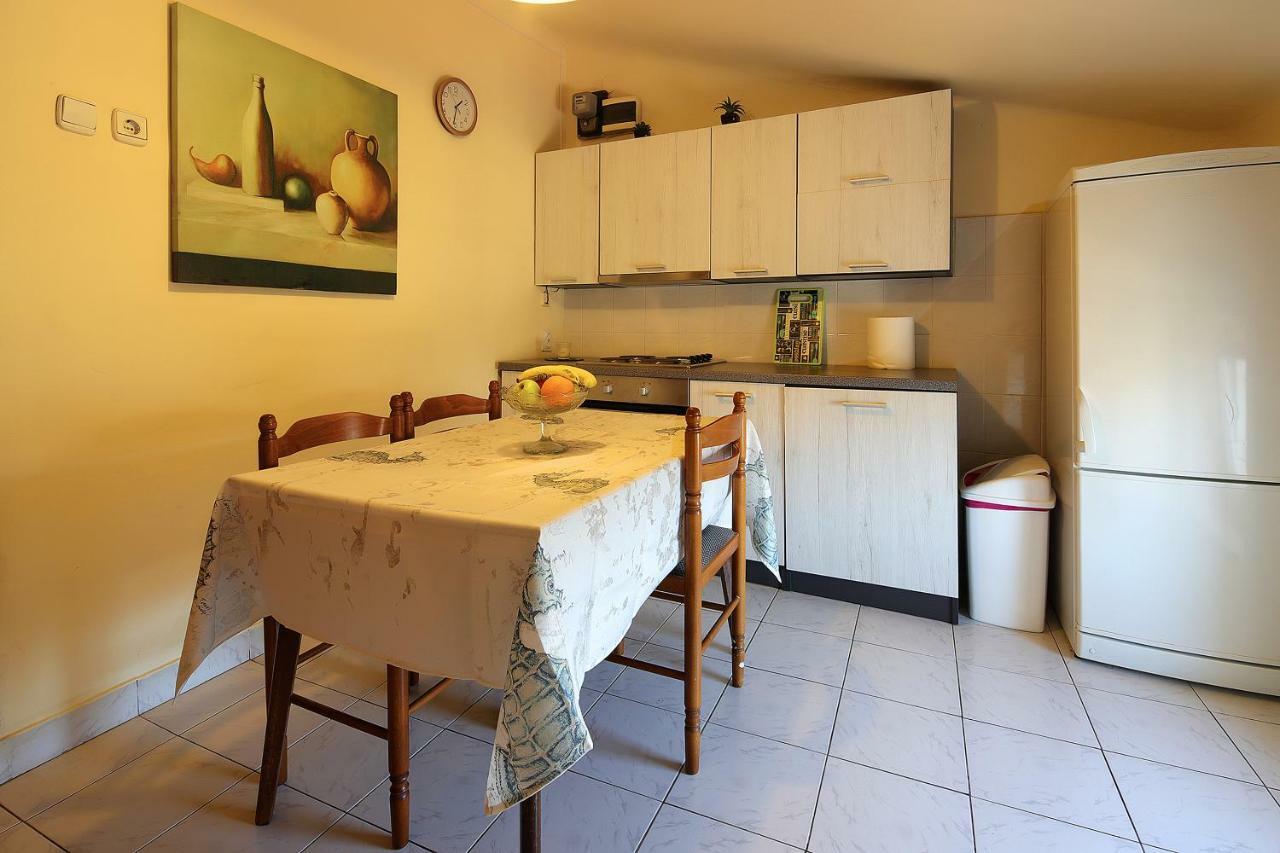 リエカApartman Vitoアパートメント エクステリア 写真